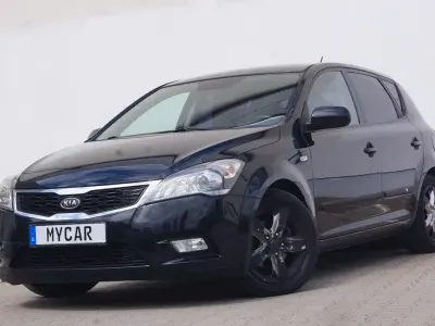 Gebraucht Kia Ceed Edition 7 125 PS (91 kW) 2011 Schwarz Kleinwagen