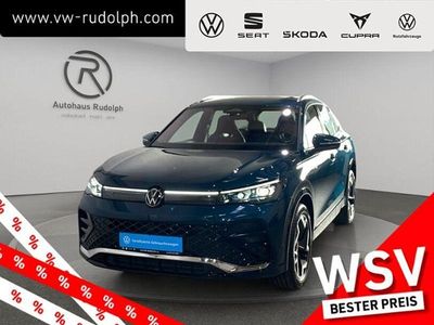 Gebraucht VW Tiguan R-line 150 PS (110 kW) 2024 Nightshade blue metallic (metallic) SUV