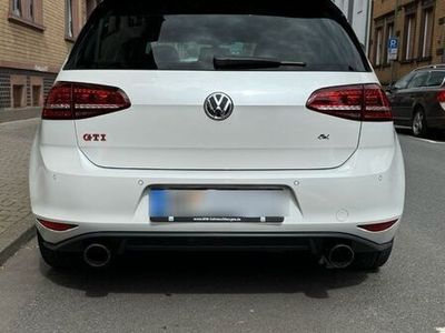 gebraucht VW Golf GTI Performance DYNAUDIO PANORAMA