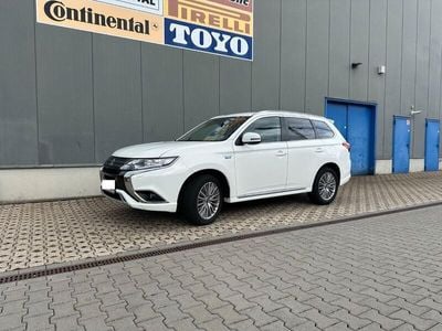 Mitsubishi Outlander P-HEV