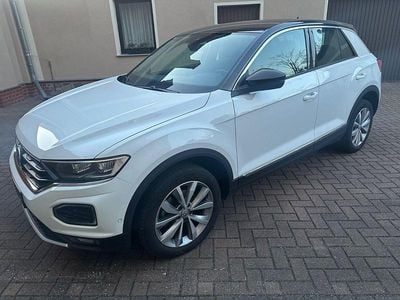 Second-hand VW T-Roc Style 116 CP (85 kW) 2019 Alb SUV