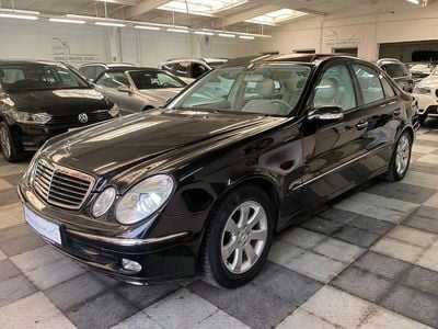 Usata Mercedes E320 Avantgarde 224 CV (164 kW) 2004 Nero Berlina