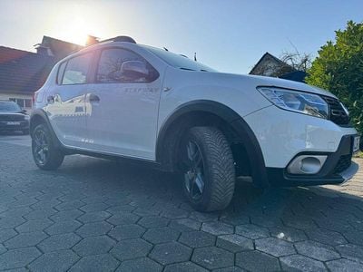 Usata Dacia Sandero Stepway 90 CV (66 kW) 2018 Bianco Berlina