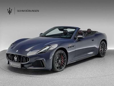 Neu Maserati GranCabrio 549 PS (403 kW) 2025 Night interaction Cabrio