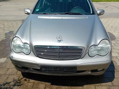 Mercedes C180