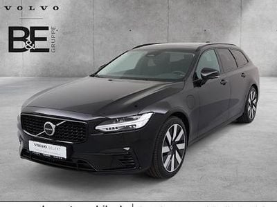 Schwarz Gebraucht 2025 Volvo V90 Plus Kombi | 46.950 € (Guter Preis)