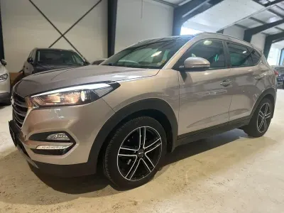 Gebraucht Hyundai Tucson Premium 141 PS (103 kW) 2018 Silber SUV