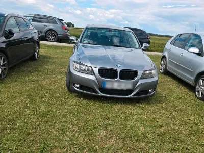 Gebraucht BMW 320 Efficient Dynamics 163 PS (119 kW) 2010 Grau Limousine
