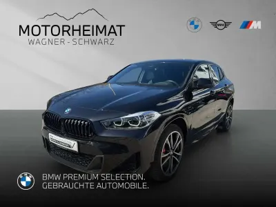 Gebraucht BMW X2 M Sport 136 PS (100 kW) 2022 Saphirschwarz metallic SUV