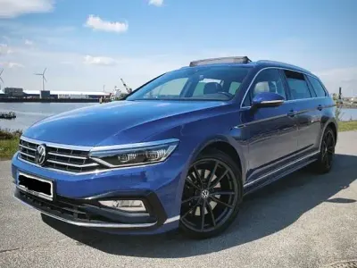Gebraucht VW Passat 272 PS (200 kW) 2020 Blau Kombi