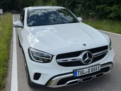 Gebraucht Mercedes GLC300 211 PS (155 kW) 2020 Weiß SUV