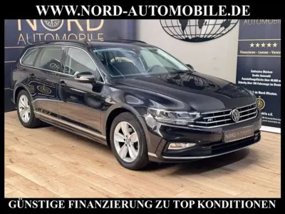 Gebraucht VW Passat R-line 200 PS (147 kW) 2023 Schwarz Kombi