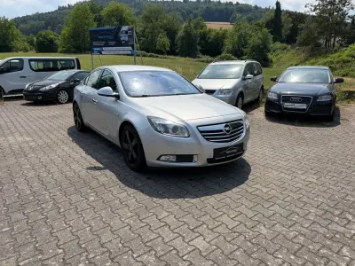 Gebraucht Opel Insignia Sport 179 PS (131 kW) 2009 Silber Limousine