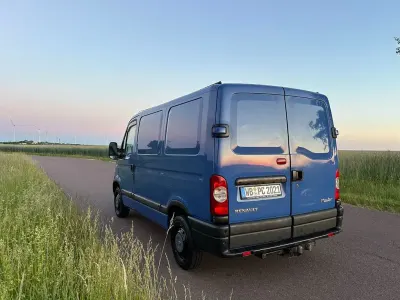 Gebraucht Renault Master 109 PS (80 kW) 2010 Blau Van / Kleinbus