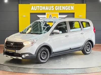 Gebraucht Dacia Lodgy Celebration 109 PS (80 kW) 2017 Van / Kleinbus