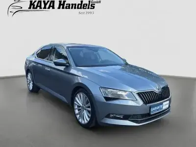 Używany Skoda Superb 190 KM (139 kW) 2017 Szary Sedan/Limuzyna
