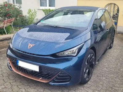 Gebraucht Cupra Born 150 kW (204 PS) 2022 Aurorablau Kleinwagen