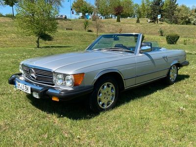 Usata Mercedes SL380 163 CV (119 kW) 1984 Argento Cabrio