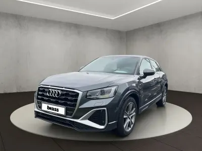 Gebraucht Audi Q2 Ambiente 150 PS (110 kW) 2023 Daytonagrau perleffekt SUV