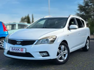 Gebraucht Kia Ceed 90 PS (66 kW) 2011 Weiß Kleinwagen