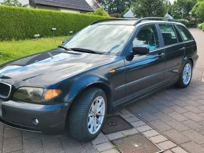 Gebraucht BMW 318 115 PS (84 kW) 2003 Schwarz Kombi