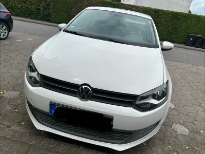 Gebraucht VW Polo Team 69 PS (50 kW) 2010 Weiß Kleinwagen