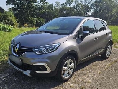 Silber Gebraucht 2019 Renault Captur Collection SUV | 16.500 € (Fairer Preis)