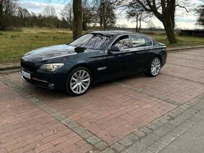 BMW 730