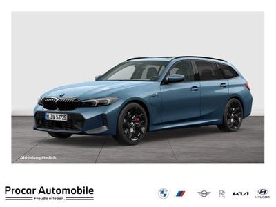 Neu BMW 330e M Sport 184 PS (135 kW) 2026 Blau Kombi
