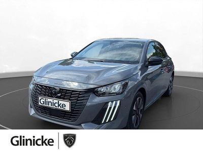 Neu Peugeot 208 Allure 110 PS (80 kW) 2025 Grau/typ aussenverkleidung met Kleinwagen