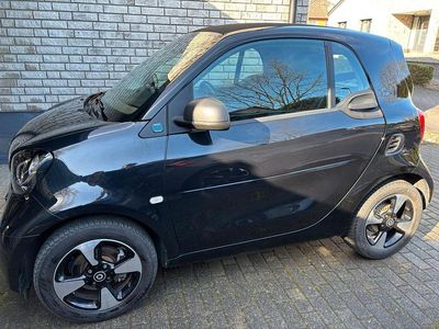 Schwarz Gebraucht 2020 Smart ForTwo Coupé Coupé | 8.700 € (Fairer Preis)