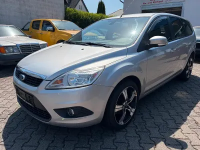 Używany Ford Focus 125 KM (91 kW) 2008 Srebrny Kombi