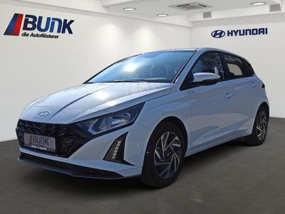 Neu Hyundai i20 Trend 101 PS (74 kW) 2025 Atlas white Kleinwagen