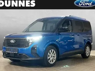 Gebraucht Ford Tourneo Courier Titanium 125 PS (91 kW) 2025 Blau Van / Kleinbus