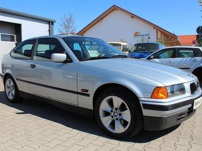 Second-hand BMW 316 102 CP (75 kW) 1994 Argintiu Berlinǎ