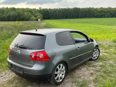 Gebraucht VW Golf V GT 105 PS (77 kW) 2007 Grau Kleinwagen