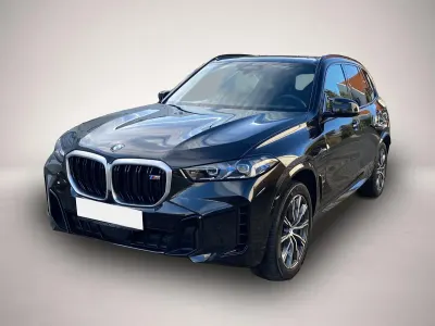 Gebraucht BMW X5 M Sport 530 PS (389 kW) 2025 Manufacturer SUV