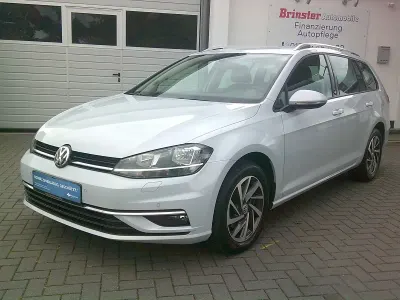 Gebraucht VW Golf VII Sound 110 PS (80 kW) 2017 Weiß Kombi