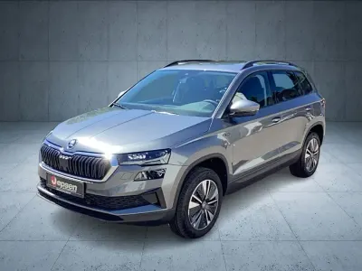 Neu Skoda Karoq Tour 150 PS (110 kW) 2026 Graphitegrau metallic SUV