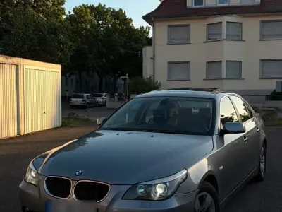 Gebraucht BMW 520 170 PS (125 kW) 2003 Grau Limousine