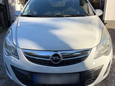 Gebraucht Opel Corsa Active 101 PS (74 kW) 2013 Weiß Kleinwagen