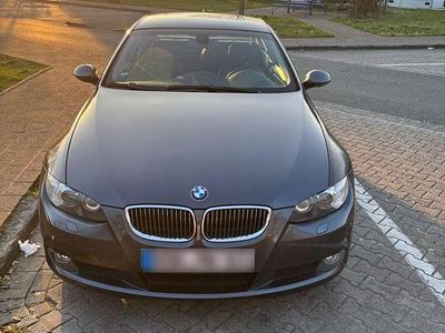 Gebraucht BMW 325 218 PS (160 kW) 2008 Grau Coupé