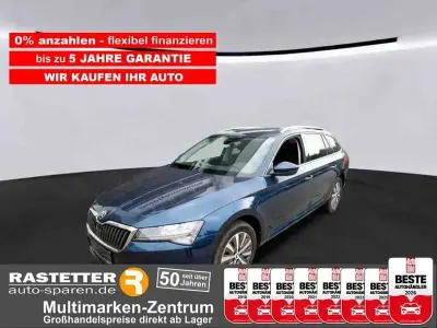 Gebraucht Skoda Superb Style 150 PS (110 kW) 2023 Blau Kombi