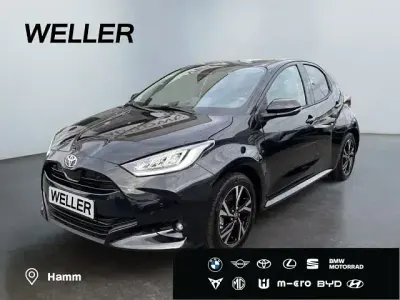Neu Toyota Yaris Hybrid 116 PS (85 kW) 2026 Schwarz Kleinwagen
