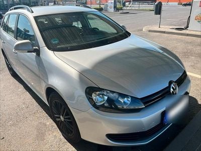 Second-hand VW Golf VII Trendline 105 CP (77 kW) 2013 Argintiu Break