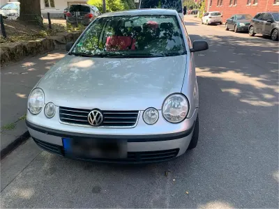 Gebraucht VW Polo 54 PS (39 kW) 2002 Silber Kleinwagen