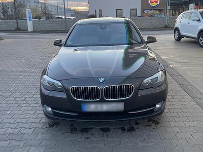 Gebraucht BMW 520 184 PS (135 kW) 2012 Braun Limousine