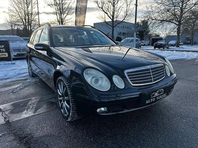 Usata Mercedes E220 150 CV (110 kW) 2005 Nero Station wagon