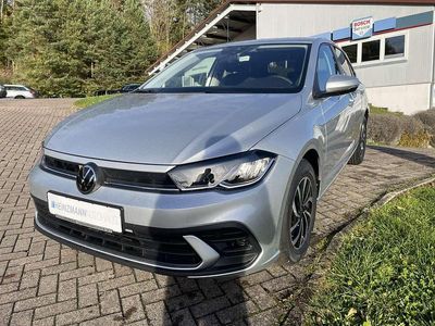 Reflexsilber metallic Neu 2025 VW Polo Life Kleinwagen | 22.850 € (Guter Preis)