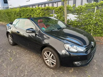 Gebraucht VW Golf Cabriolet 105 PS (77 kW) 2011 Rot Cabrio